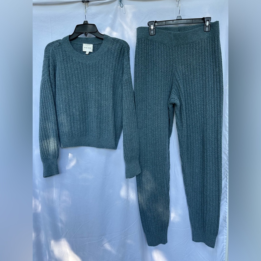 Pink Rose Blue Knit Pants Set Large